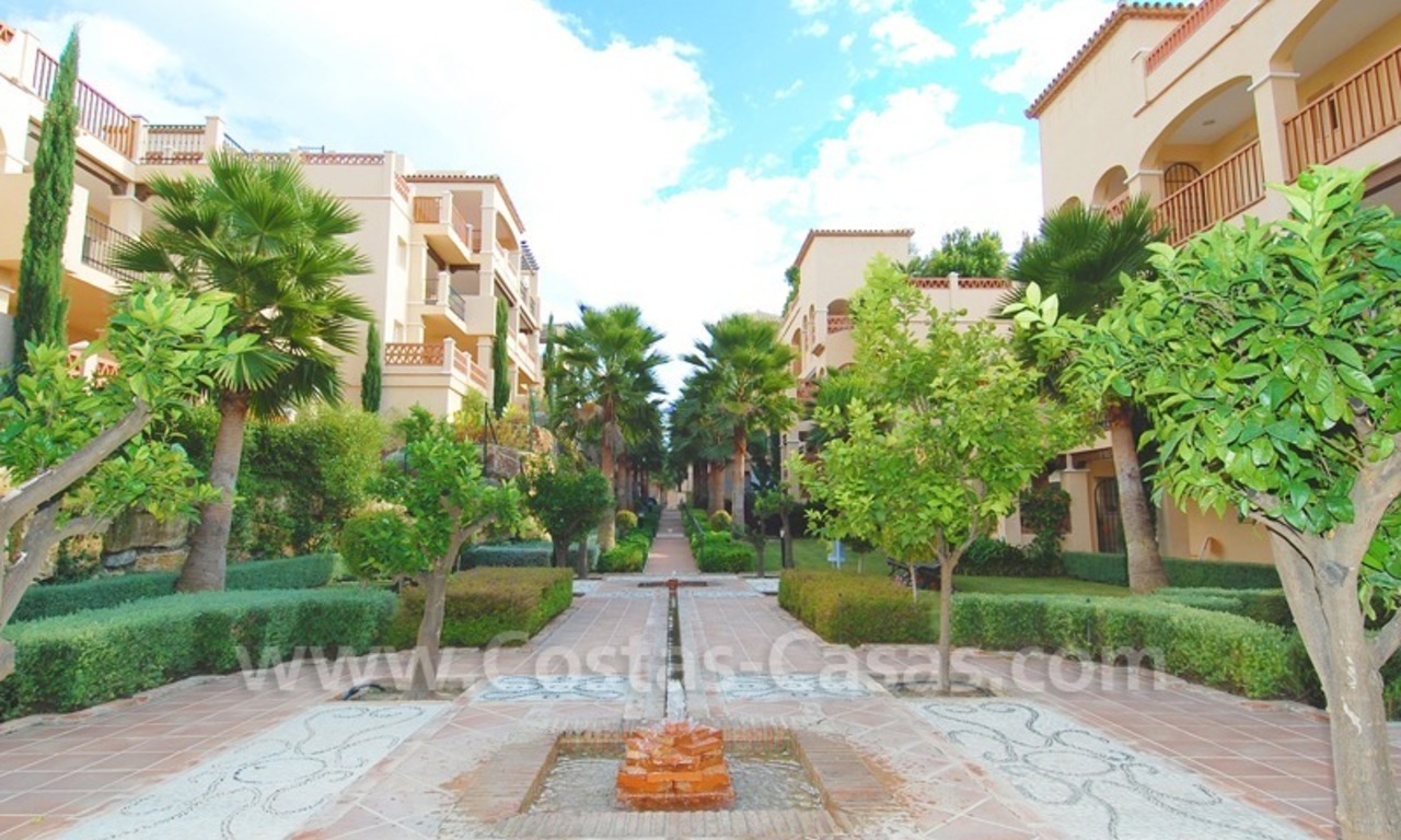 Ofertas: apartamentos de lujo en primera línea de gol para comprar en la zona de Marbella – Benahavis. 6