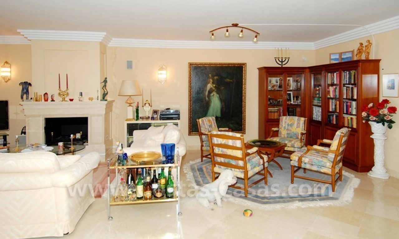 Amplio apartamento de lujo a la venta en Nueva Andalucía – Marbella 18