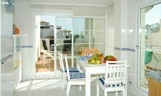 Apartamento ático duplex para comprar en complejo situado en primera línea de playa en Marbella 5