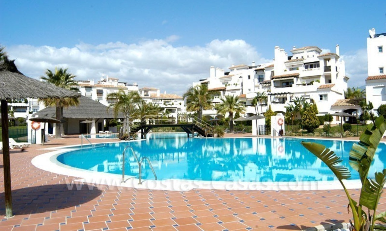 Apartamento espacioso a la venta primera línea playa Marbella 8