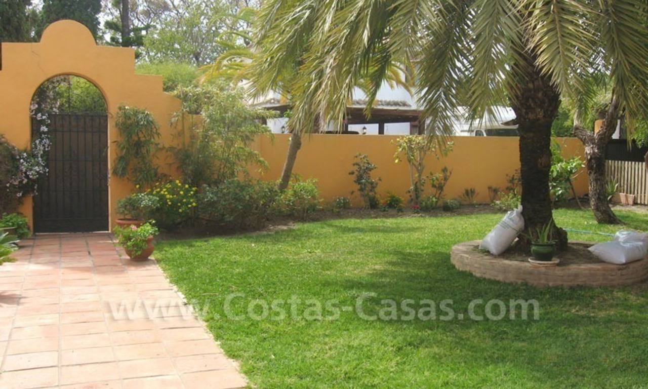 Villa de estilo rústico con picadero y establos a la venta en Marbella - Costa del Sol 2