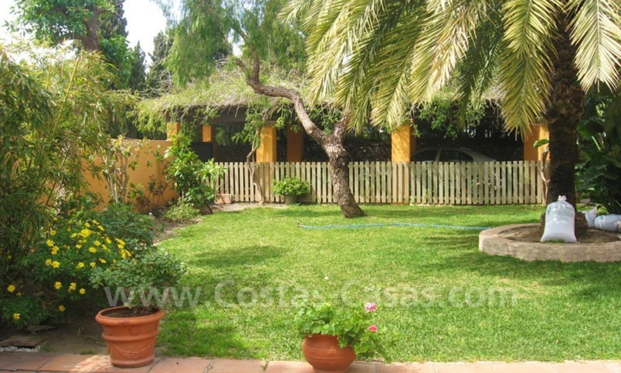 Villa de estilo rústico con picadero y establos a la venta en Marbella - Costa del Sol 4