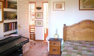 Villa de estilo rústico con picadero y establos a la venta en Marbella - Costa del Sol 26
