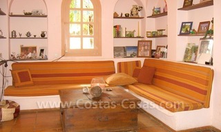 Villa de estilo rústico con picadero y establos a la venta en Marbella - Costa del Sol 20