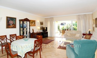 Apartamento situado del lado de la playa para comprar en Marbella 9
