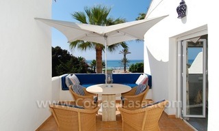 Casa adosada en primera línea de mar a la venta en Marbella 0
