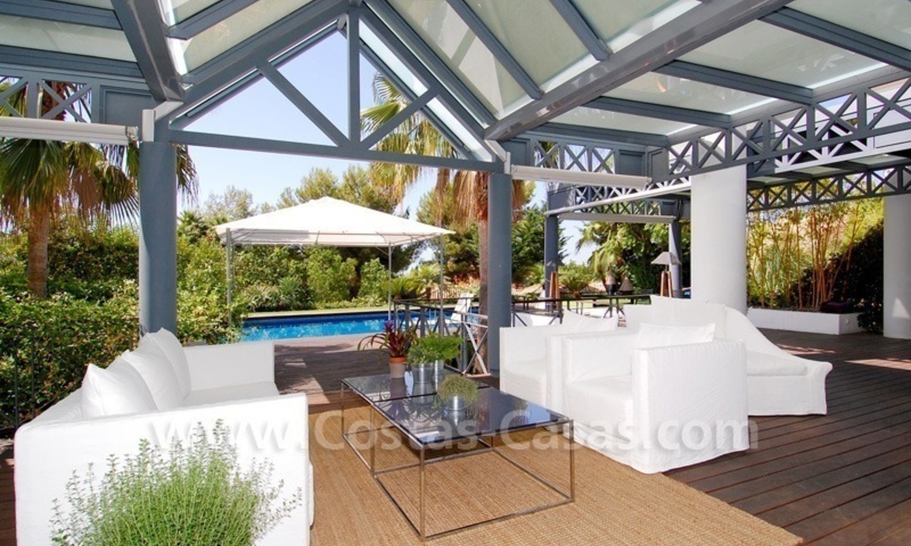 Villa de estilo moderno a la venta en Sierra Blanca, Marbella 5