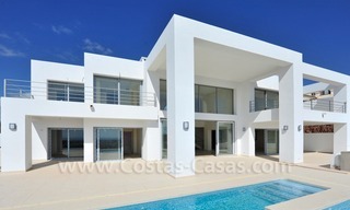 Exclusiva villa de estilo contemporáneo a la venta en la zona de Marbella - Benahavis 1