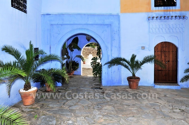 Exclusivo apartamento en venta, pueblo andaluz, en el corazon de La Milla de Oro, entre Marbella y Puerto Banus