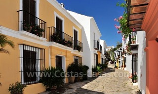 Exclusivo apartamento en venta, pueblo andaluz, en el corazon de La Milla de Oro, entre Marbella y Puerto Banus 2