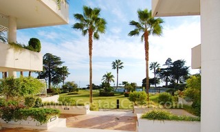 Apartamento en primera línea de playa a la venta en complejo situado en primera linea de mar en la Nueva Milla de Oro, Marbella - Estepona 3