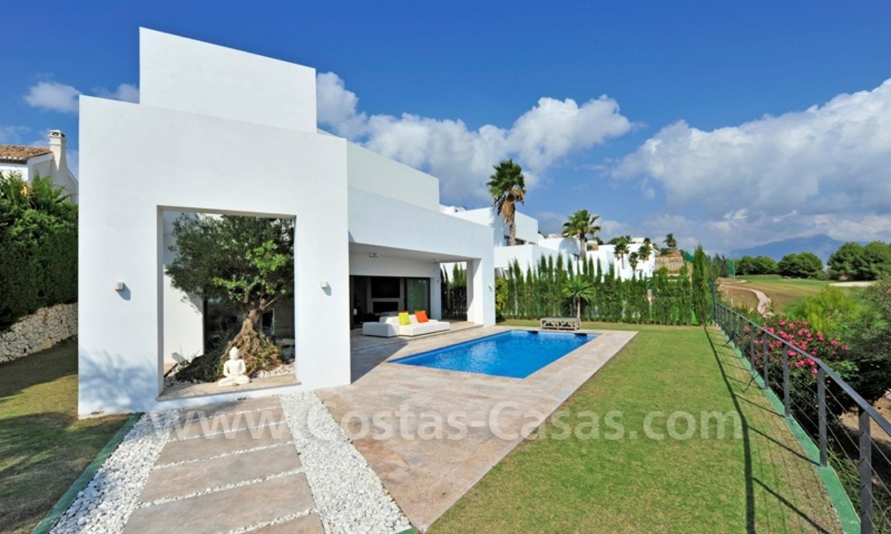 Villa moderna exclusiva a la venta en la zona de Marbella – Benahavis 0