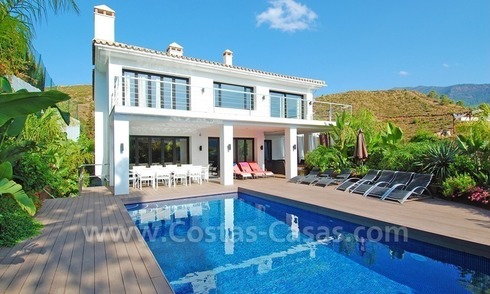 Exclusiva villa contemporánea para comprar en la zona de Marbella - Benahavis 