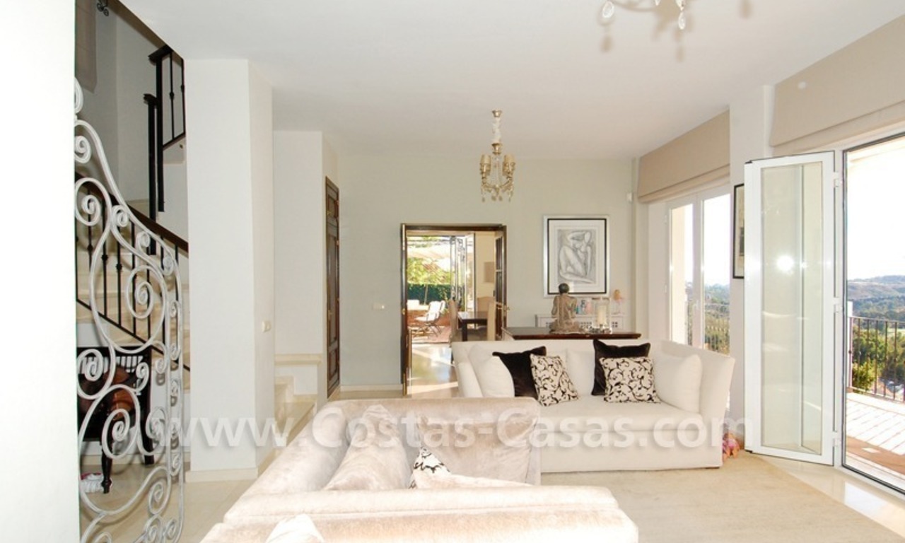 Acogedora villa de estilo mediterráneo para comprar en la zona de Marbella – Benahavis 11