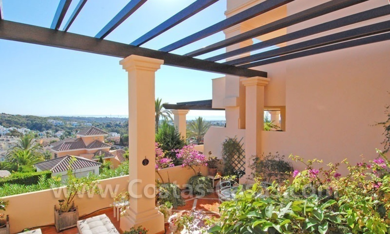 Amplio apartamento de lujo a la venta en Nueva Andalucía – Marbella 3