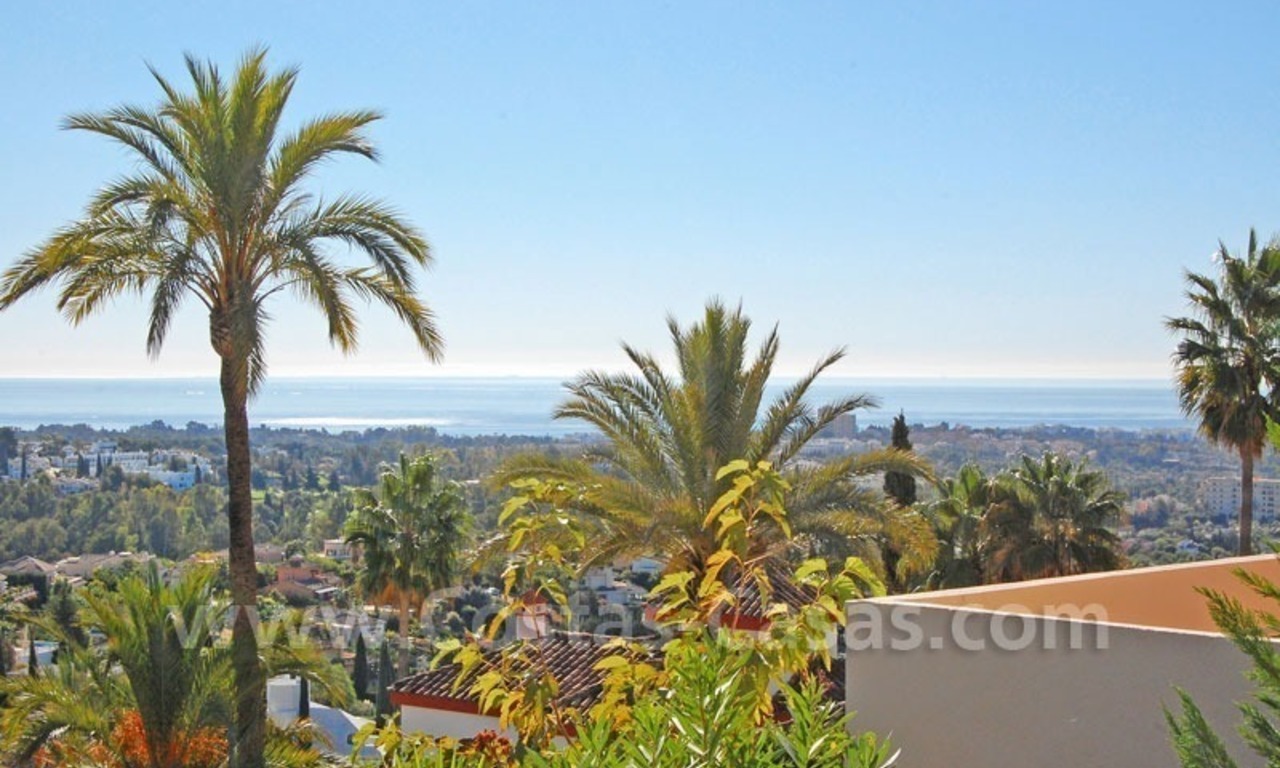 Amplio apartamento de lujo a la venta en Nueva Andalucía – Marbella 1
