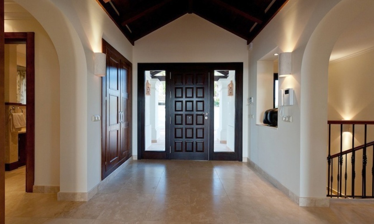 Villa de Lujo a la venta en la zona de Marbella- Benahavis 2
