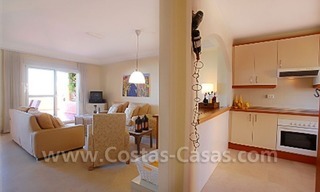 Casa en 1ª línea de playa a la venta, Complejo en 1ª línea de playa en Estepona, Costa del Sol 9
