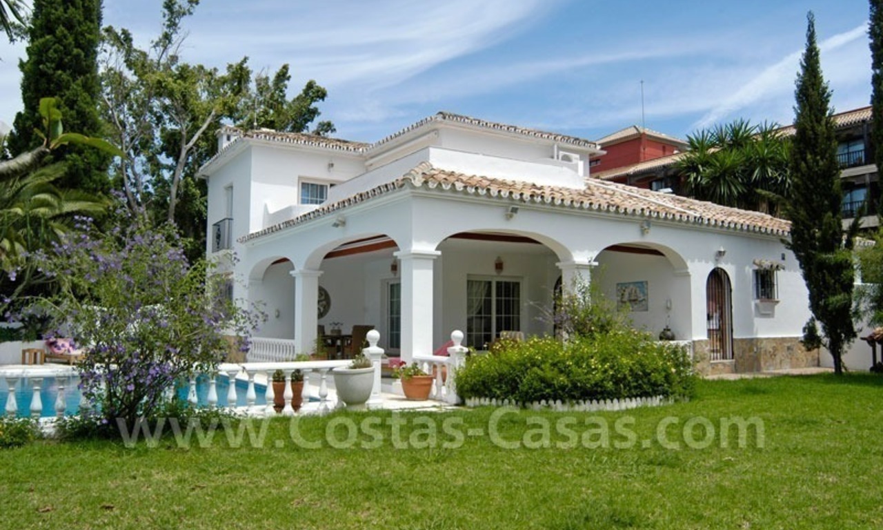 Villa en primera línea de golf para comprar en San Pedro – Marbella 0