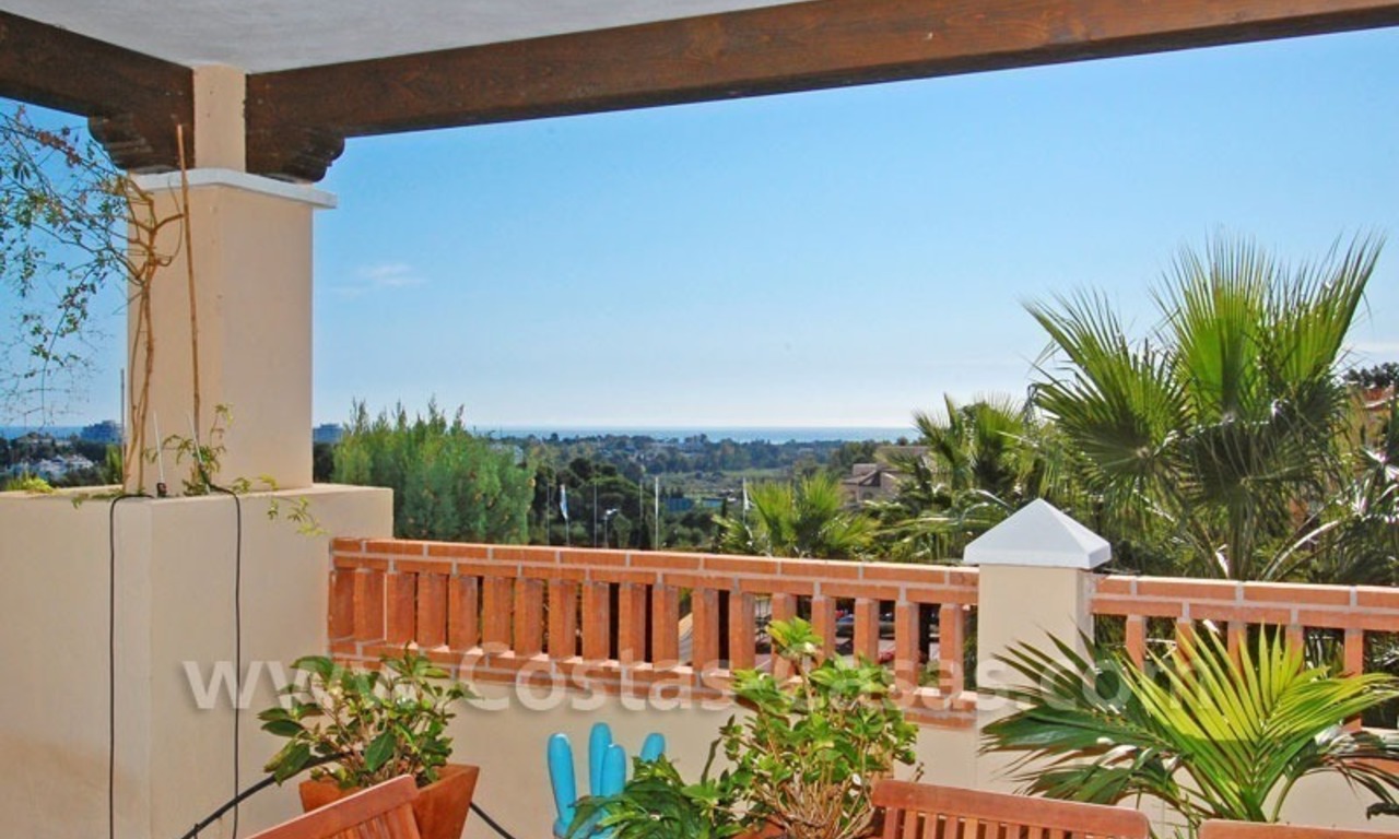 Ático duplex de 4 dormitorios de estilo moderno andaluz a la venta, Benahavis – Marbella - Estepona 1