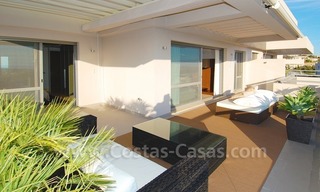 Alquiler vacacional en Marbella apartamento ático nuevo y moderno en la Costa del Sol 12