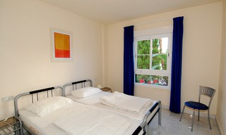 Apartamento en planta baja a la venta en complejo situado en primera línea de playa en Marbella 9