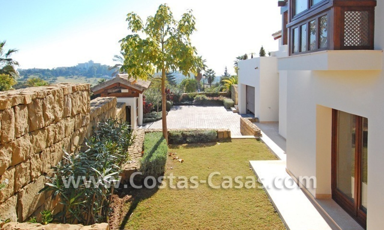 Acogedora villa de lujo para comprar en complejo completamente cerrado, Benahavis – Estepona - Marbella 4