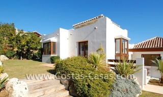 Acogedora villa de lujo para comprar en complejo completamente cerrado, Benahavis – Estepona - Marbella 1