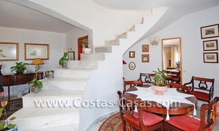 Ganga! Villa de estilo andaluz para comprar en la Milla de Oro en Marbella 11