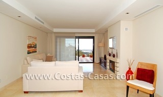 Ganga! Golf apartamento de lujo a la venta en Nueva Andalucía - Marbella 5