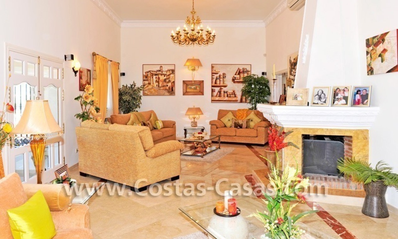Villa - Finca - Chalet en venta en Monda en la Costa del Sol, Andalucía 17