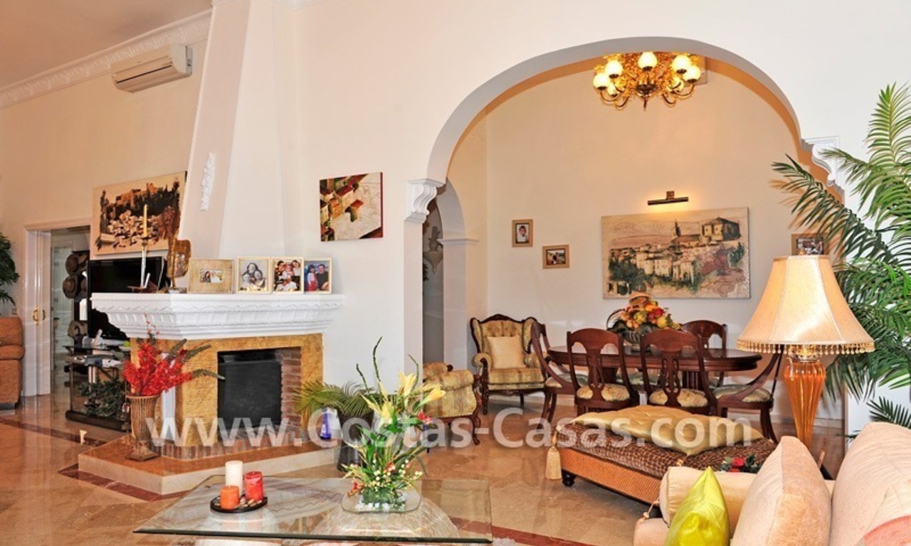 Villa - Finca - Chalet en venta en Monda en la Costa del Sol, Andalucía 18