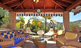 Villa - Finca - Chalet en venta en Monda en la Costa del Sol, Andalucía 30