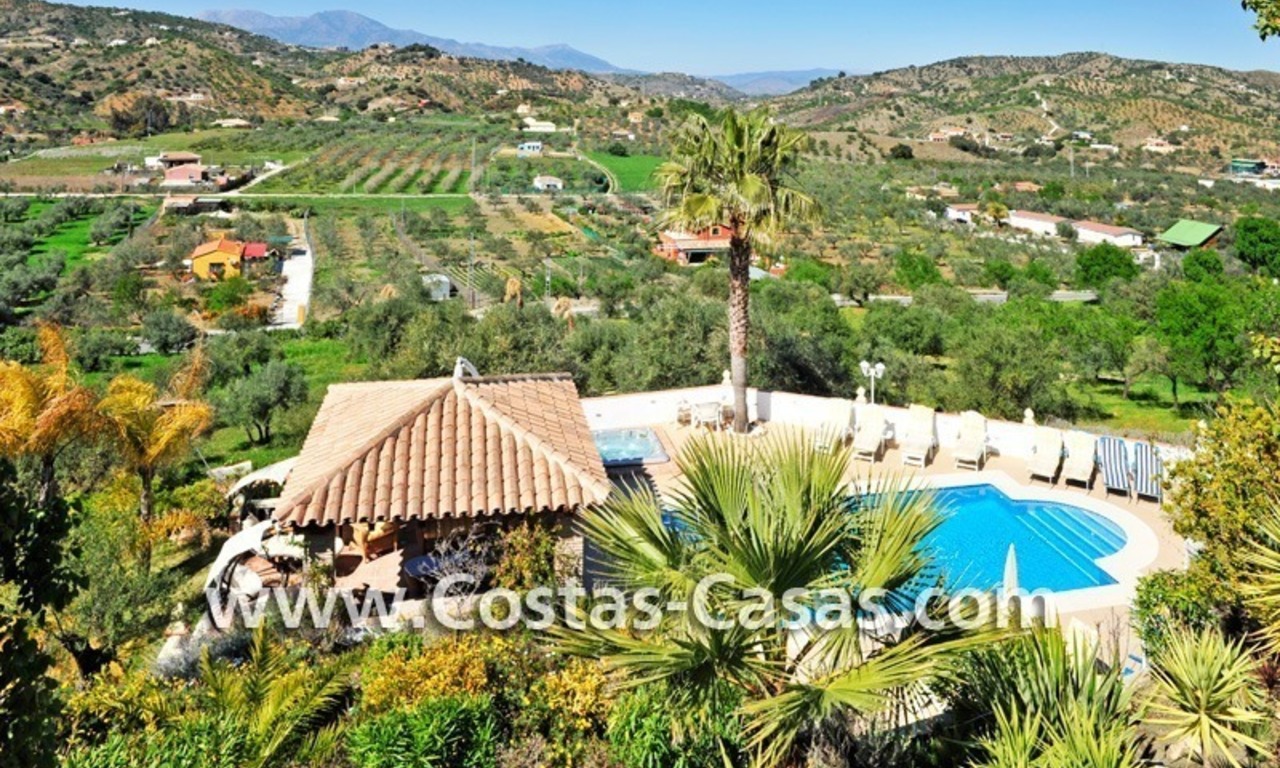 Villa - Finca - Chalet en venta en Monda en la Costa del Sol, Andalucía 9
