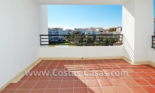 Apartamento duplex ático para comprar en centro de Puerto Banus, Marbella 7