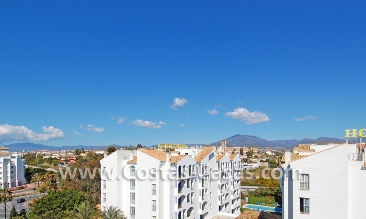 Apartamento duplex ático para comprar en centro de Puerto Banus, Marbella 6