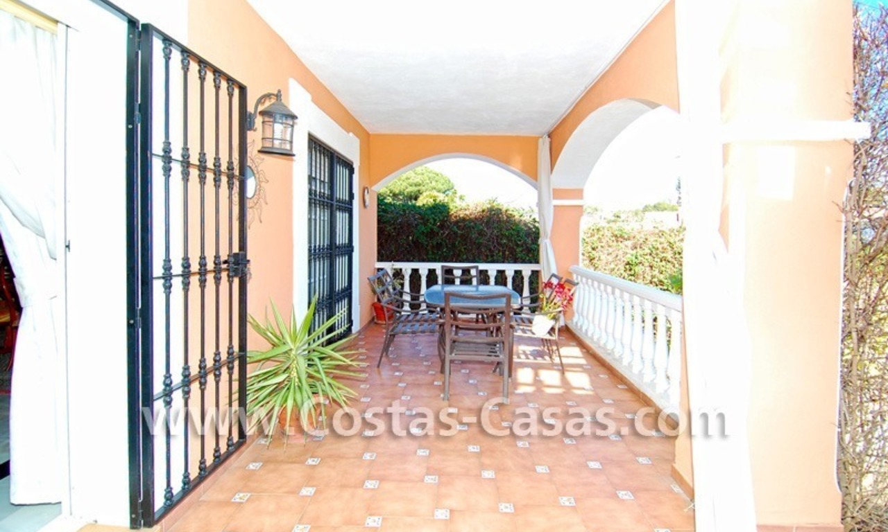 Urge venta! Villa de estilo andaluz para comprar en Nueva Andalucía - Marbella 6