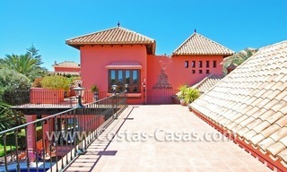 Exclusiva villa de estilo andaluz para comprar en la Milla de Oro en Marbella 3