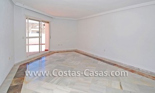 Ganga! Apartamento para comprar en Nueva Andalucia - Marbella 3