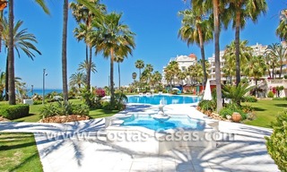 Exclusivo apartamento en primera línea de playa en venta, Estepona – Marbella 7