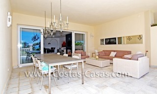 Exclusivo apartamento en primera linea de playa en venta, Nueva Milla de Oro, Marbella - Estepona 7