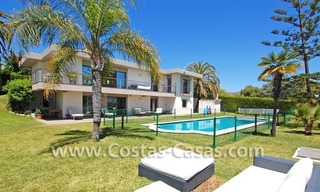 Villa de estilo moderno para comprar en Nueva Andalucía – Puerto Banus – Marbella 0