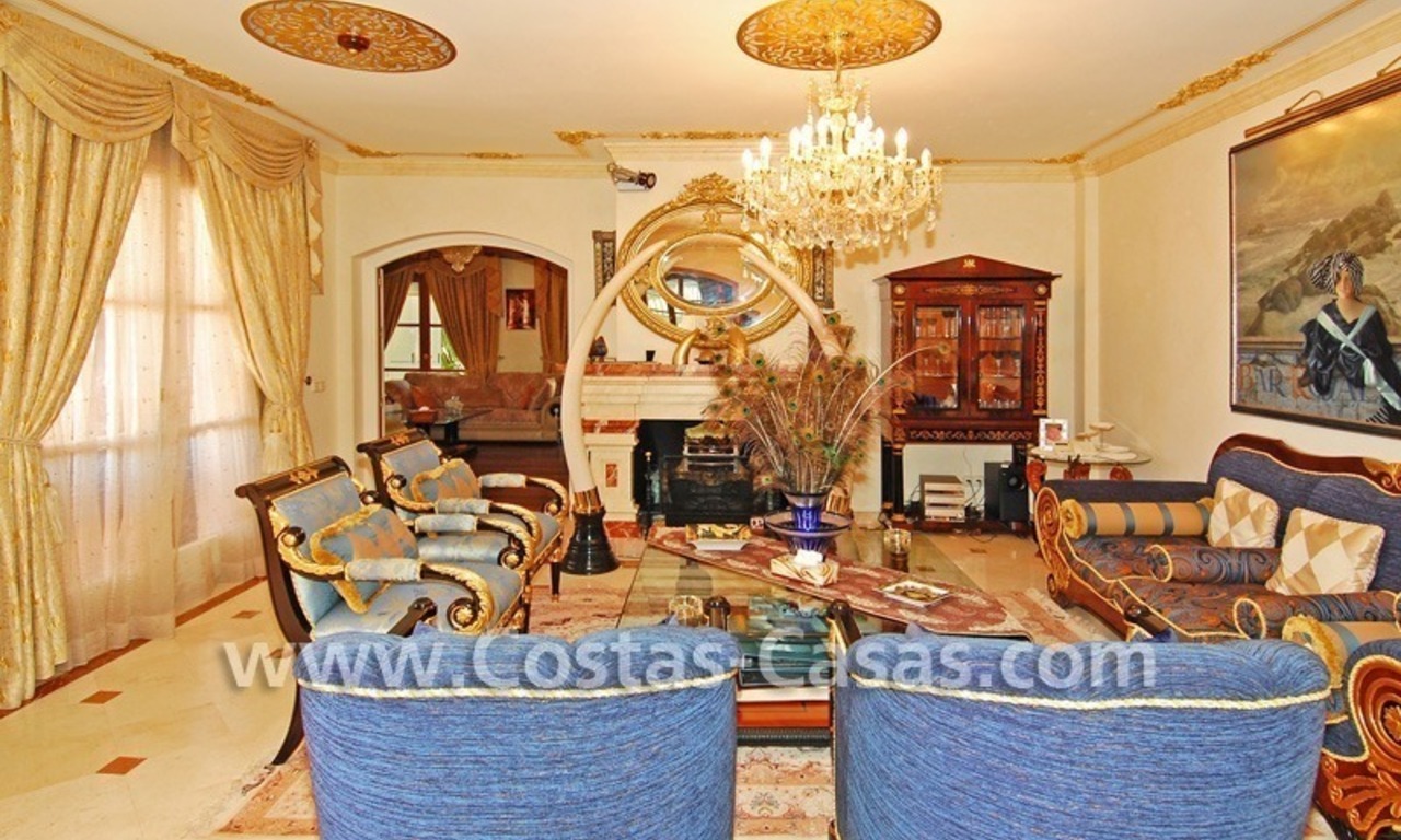 Majestuosa villa de lujo a la venta en Camoján, Marbella 15