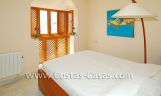 Ático de 4 dormitorios a la venta en complejo en primera línea de playa en Marbella 13
