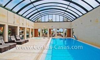 Apartamento de lujo para comprar en complejo frontal al mar en La Nueva Milla de Oro,entre Marbella y Estepona 18