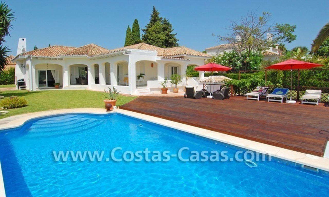 Villa en venta en Nueva Andalucia - Marbella 0