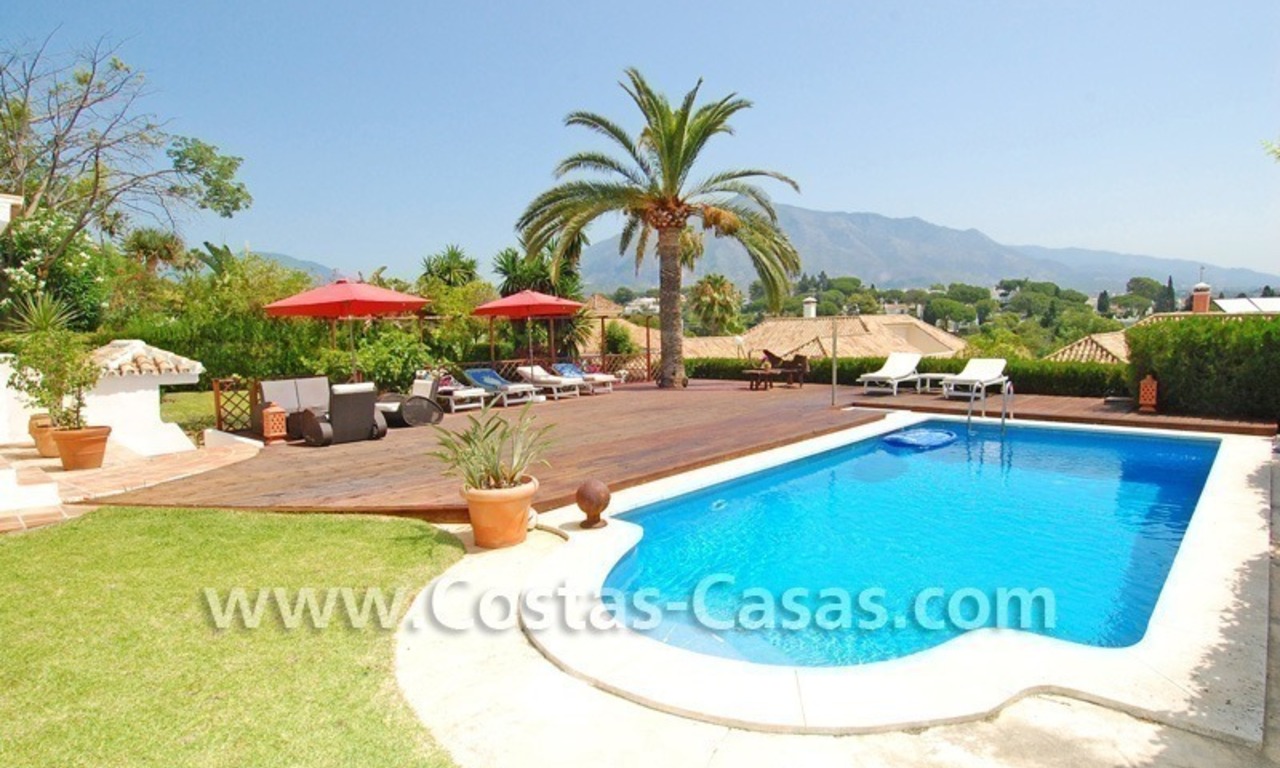 Villa en venta en Nueva Andalucia - Marbella 2