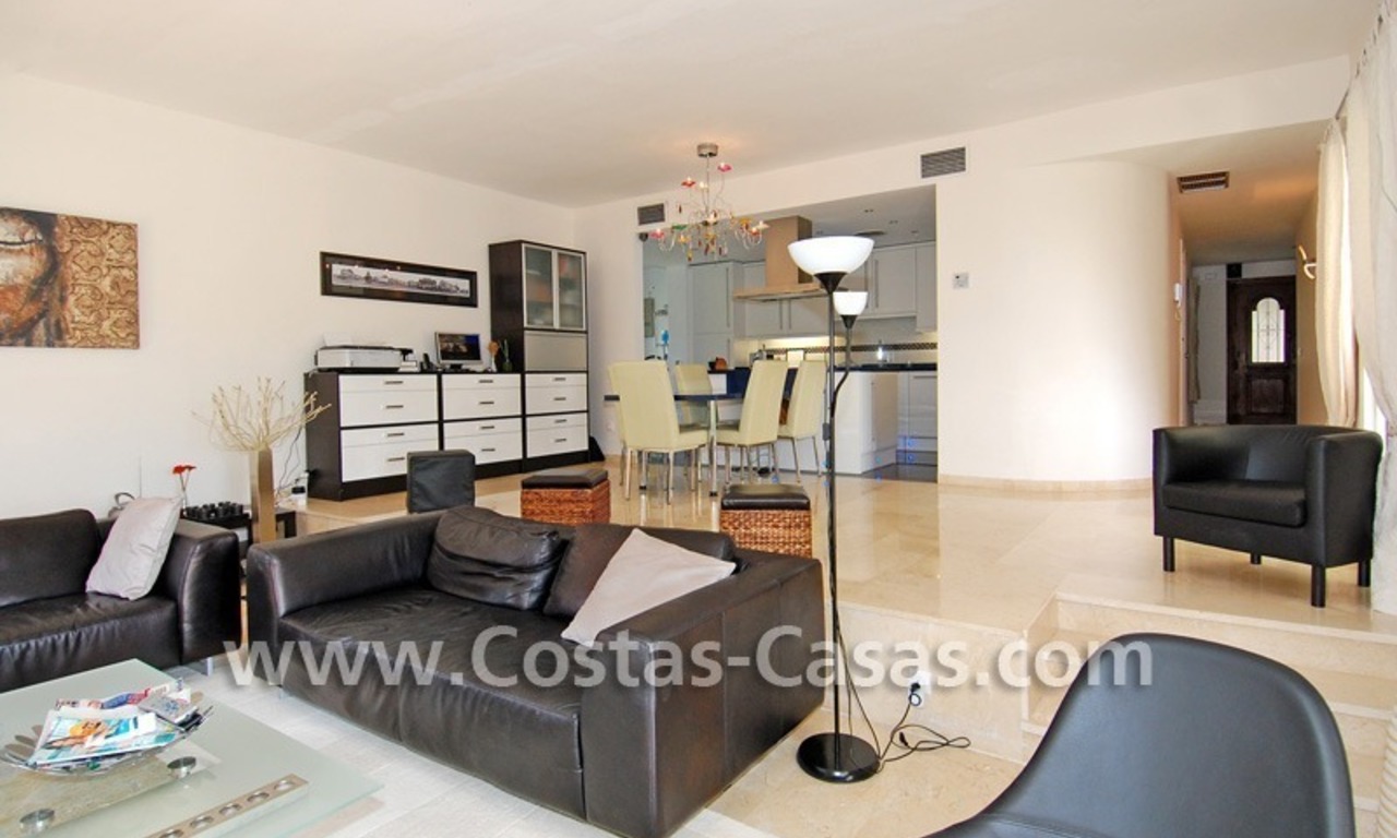 Villa en venta en Nueva Andalucia - Marbella 15