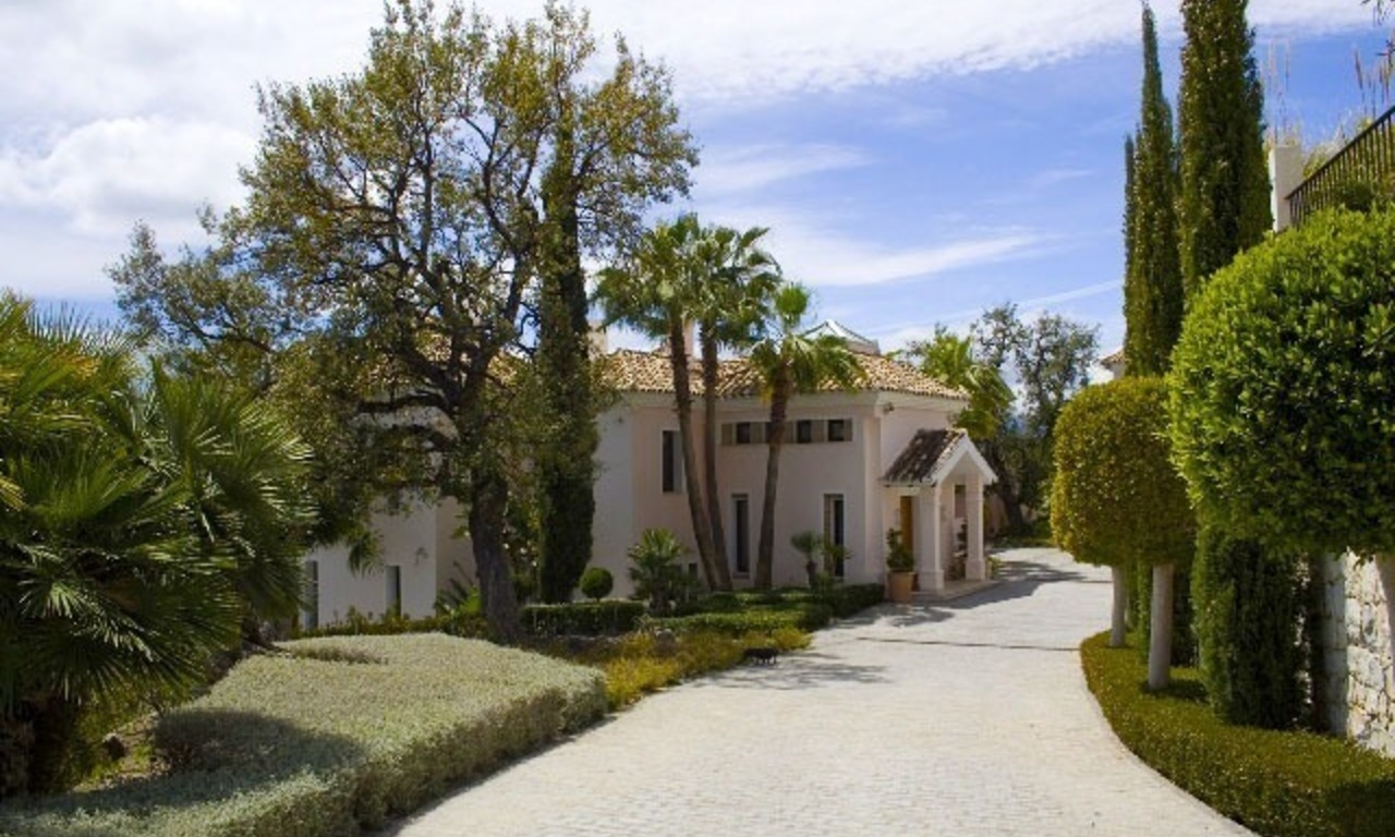 Villa de lujo en venta en un complejo de golf exclusivo en la zona de Marbella - Benahavis 19