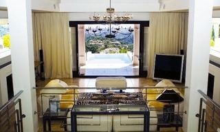 Villa de lujo en venta en un complejo de golf exclusivo en la zona de Marbella - Benahavis 3
